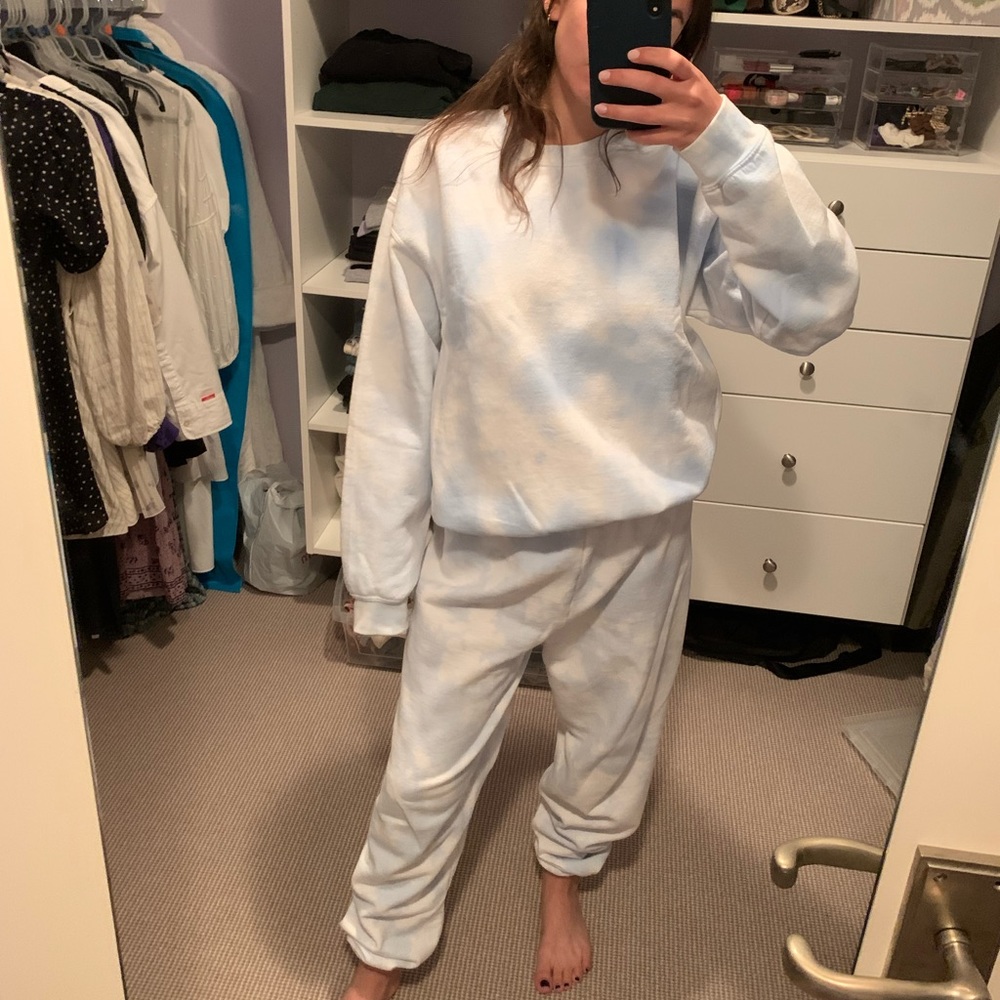 Blue Tie Dye Sweatsuit
